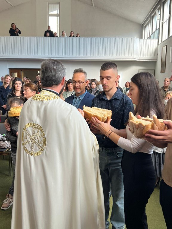 Proslavljena Hramovna Slava U Augzburgu RASEJANJE Info